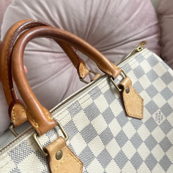 Louis Vuitton Soeedy 30 Bag - Picture 3 of 14